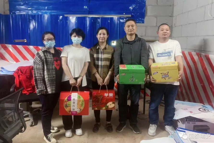 五一前夕表慰问，施工一线送温暖(图3)