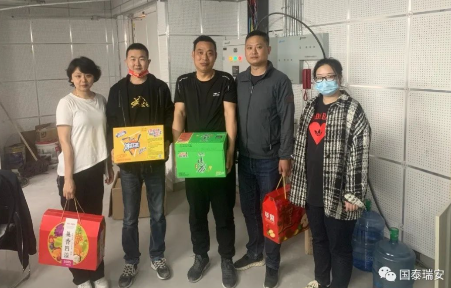五一前夕表慰问，施工一线送温暖(图4)